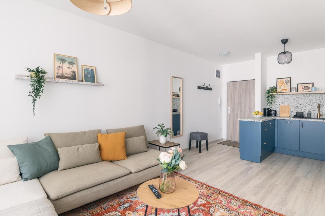 Corvin Apartment With Balcony And Ac Budapešť Exteriér fotografie