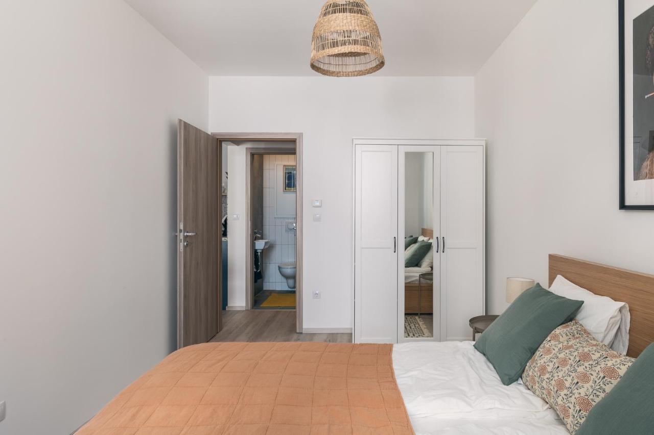 Corvin Apartment With Balcony And Ac Budapešť Exteriér fotografie