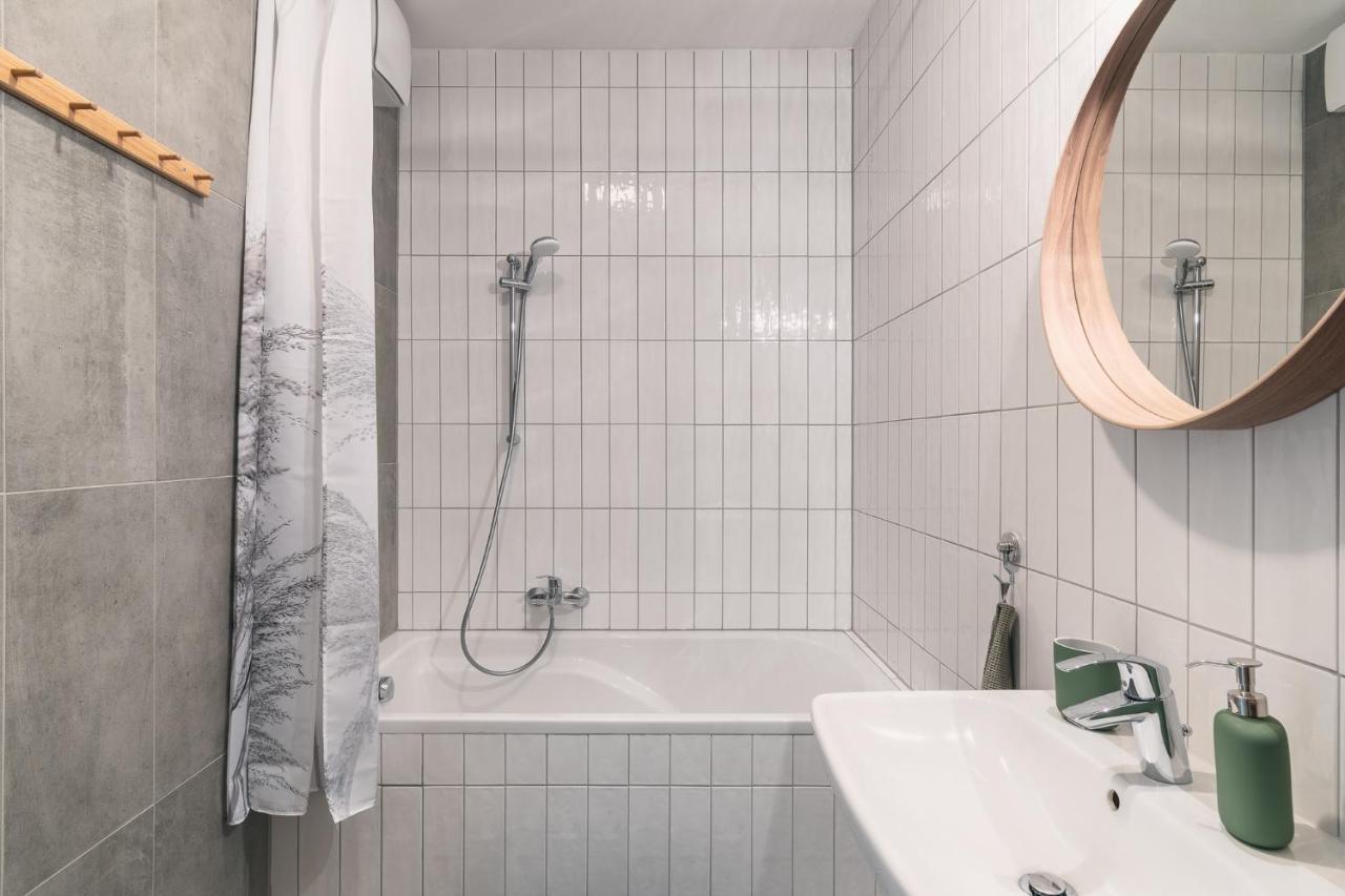 Corvin Apartment With Balcony And Ac Budapešť Exteriér fotografie